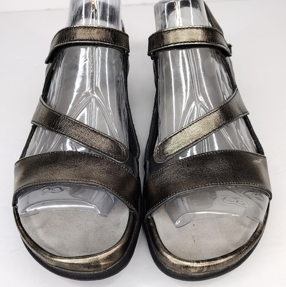 Naot Etera Gold Leather Women's Open Toe Casual Walking Strappy Sandals - Picture 8 of 12